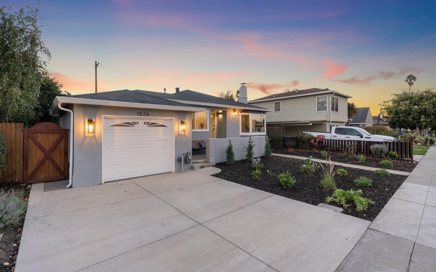 1526 Carlisle Dr, San Mateo, CA 94402