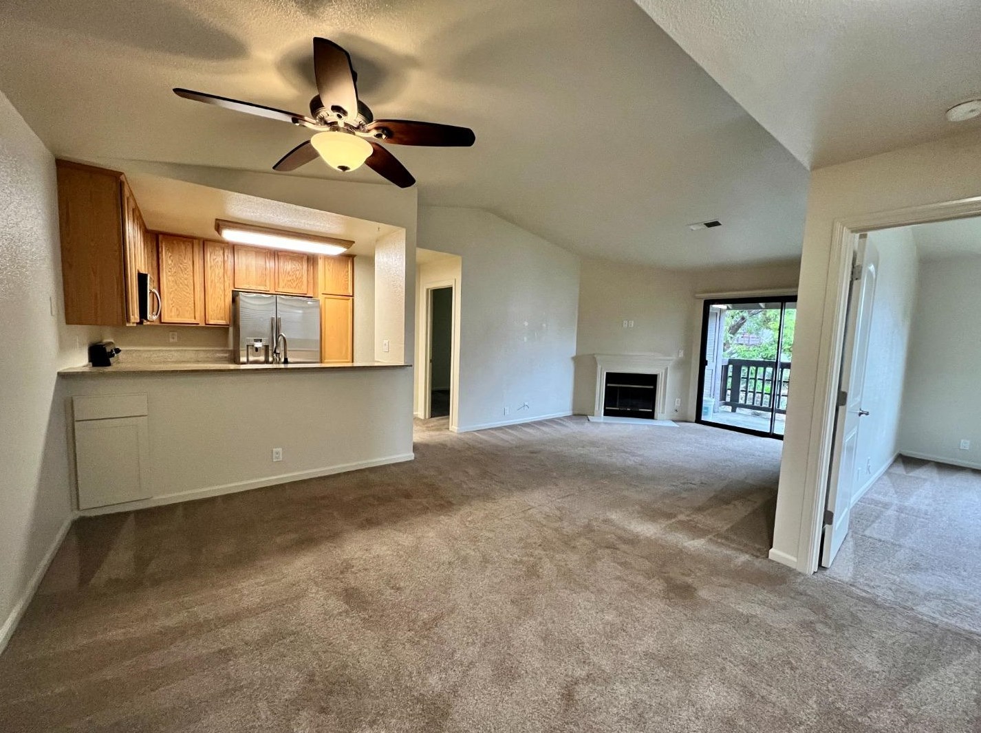 408 Tyler Pl, Salinas, CA 93906-3673