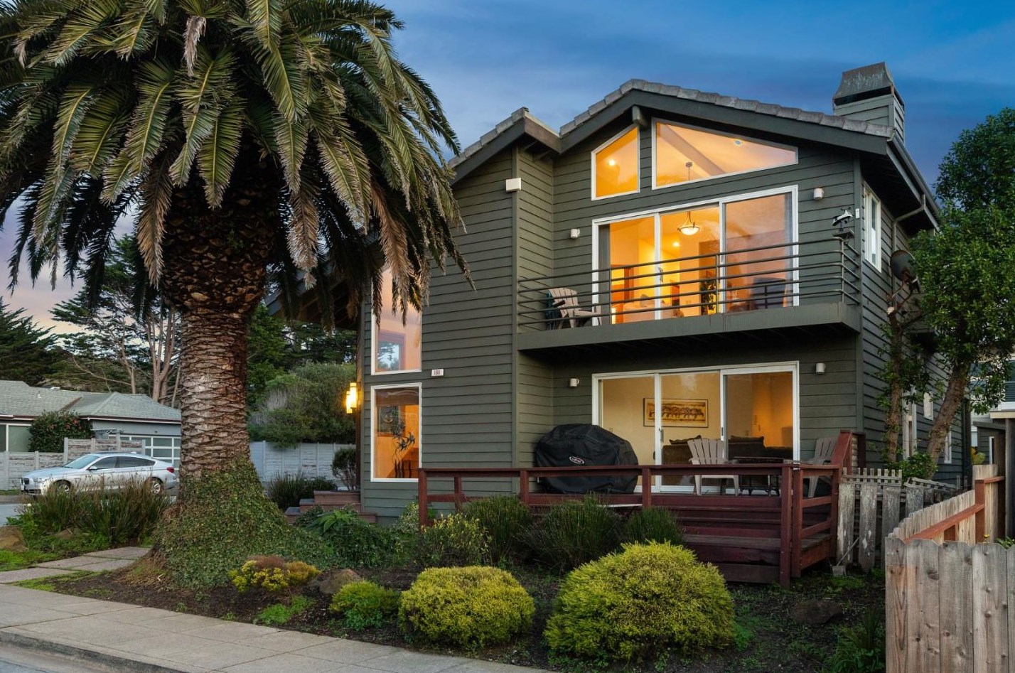 160 Medio Ave, Princeton by the Sea, CA 94019