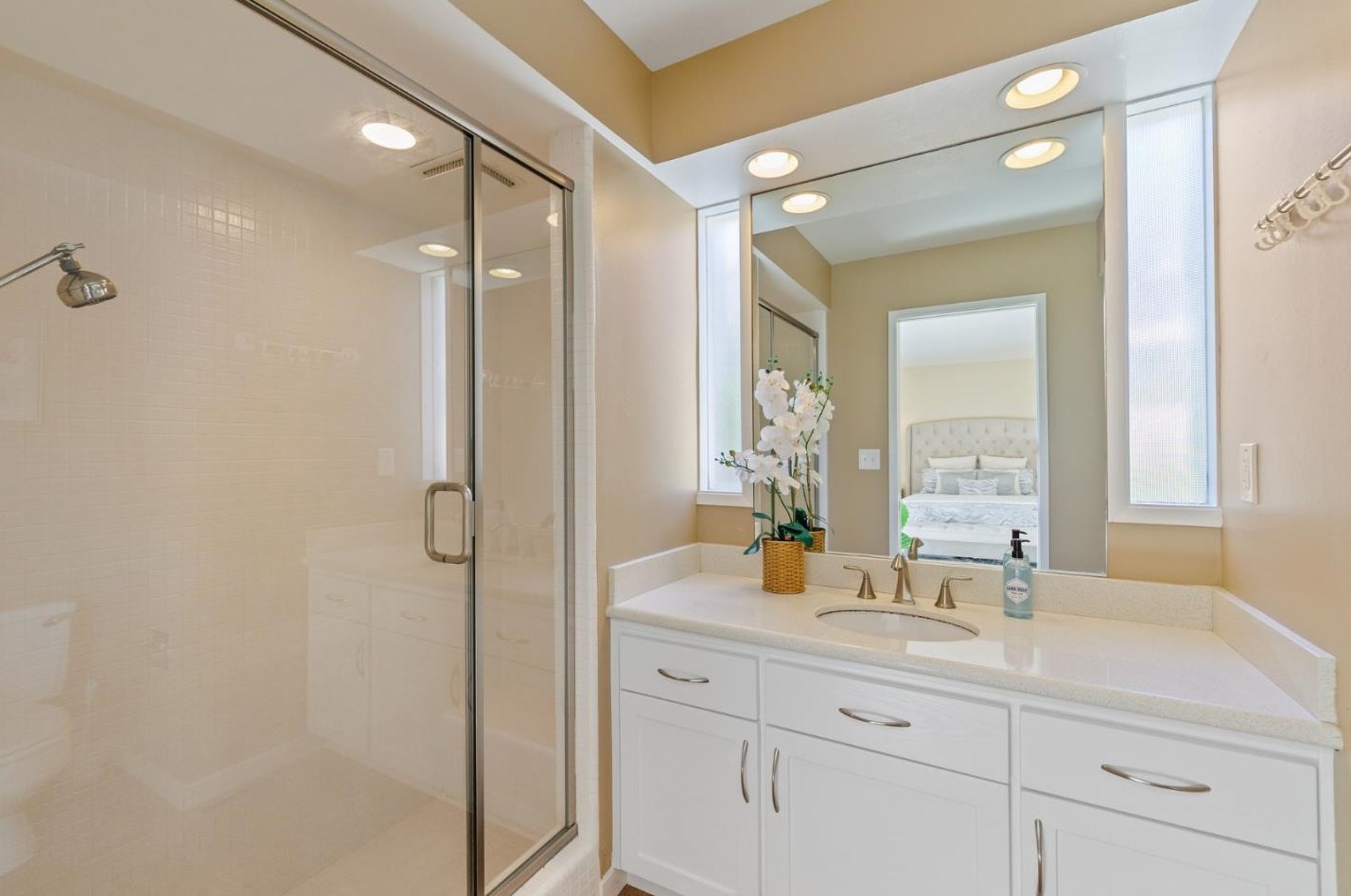 191 Flying Cloud Isle, San Mateo CA  94404-1301 exterior