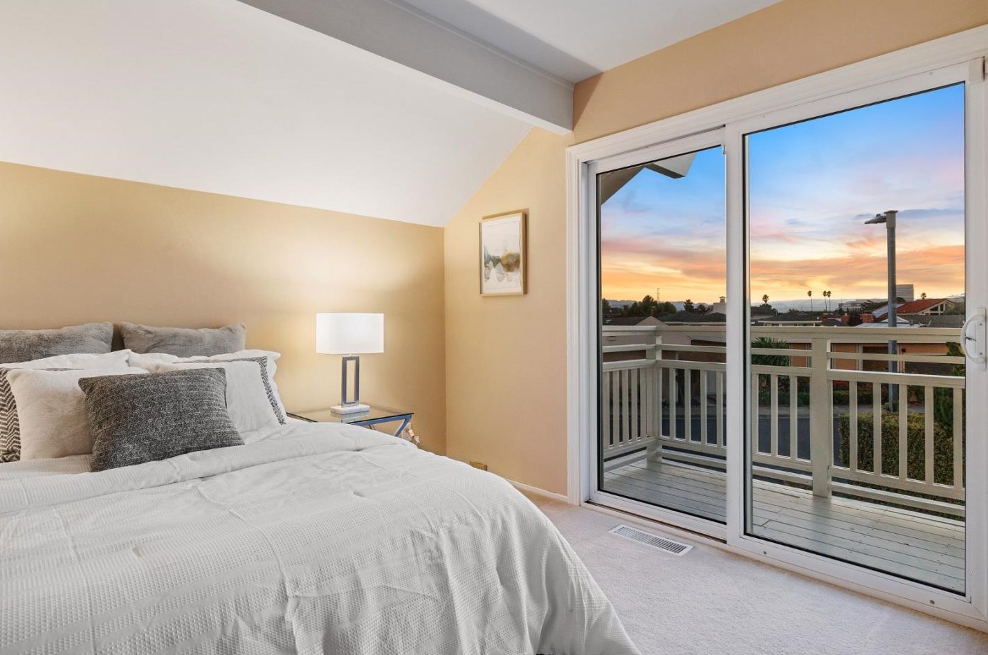 191 Flying Cloud Isle, San Mateo CA  94404-1301 exterior