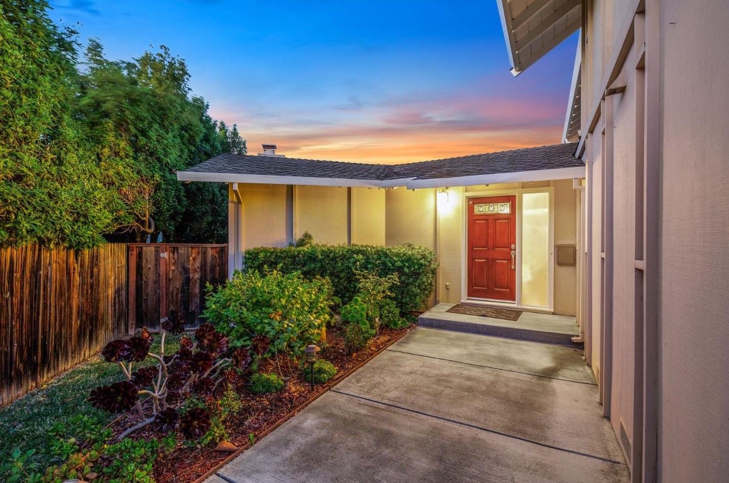 191 Flying Cloud Isle, San Mateo CA  94404-1301 exterior