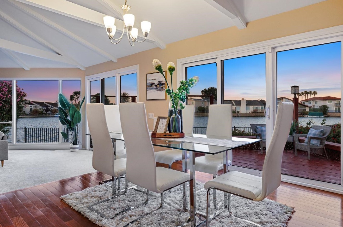 191 Flying Cloud Isle, San Mateo CA  94404-1301 exterior