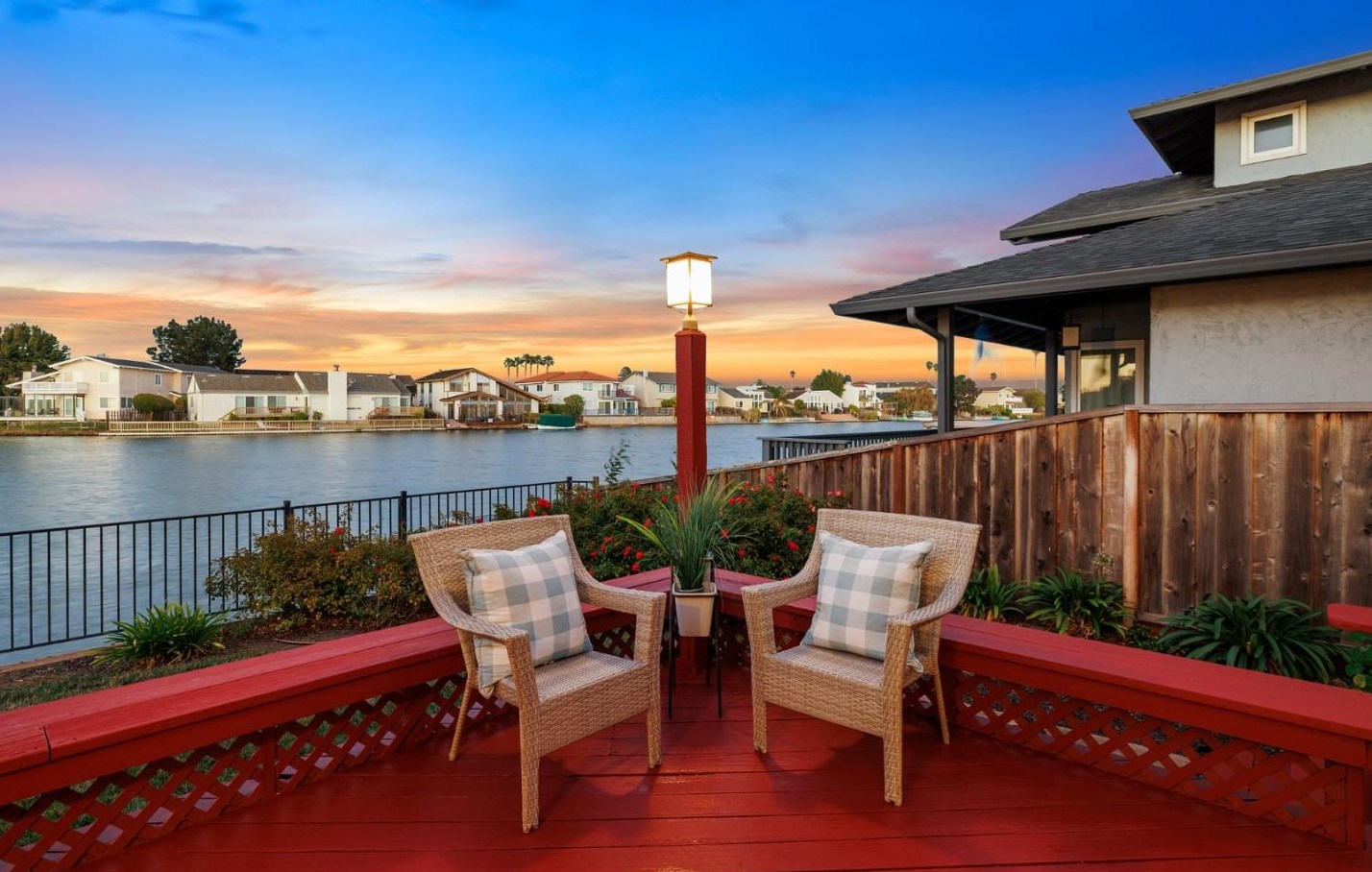 191 Flying Cloud Isle, San Mateo CA  94404-1301 exterior