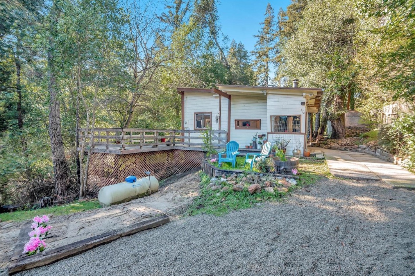 370 Mesa Dr, Big Basin, CA 95006