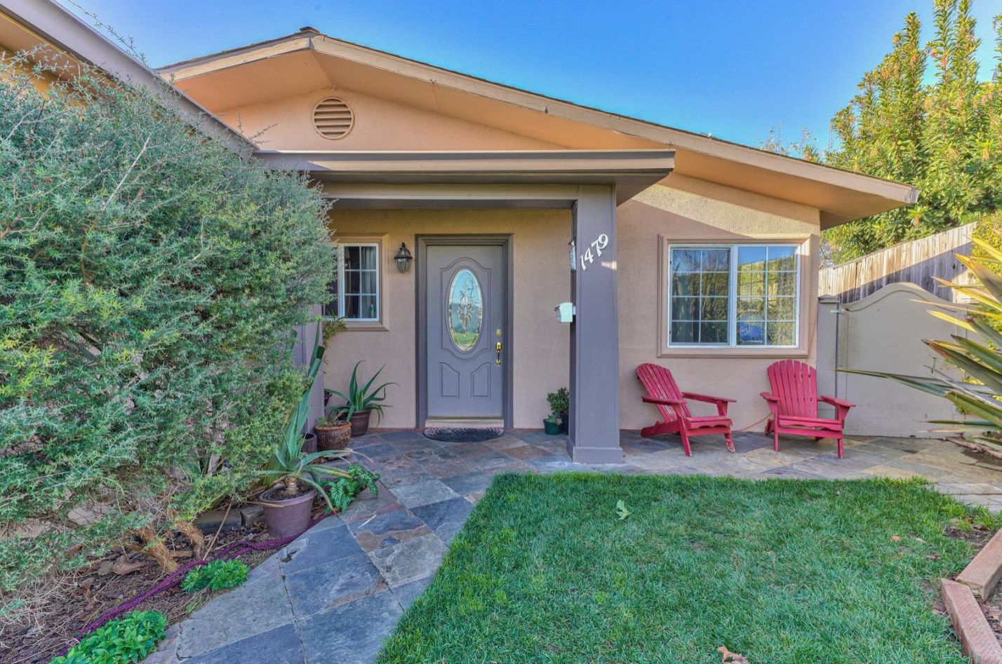 1479 Nichols Ave, Salinas, CA 93906-2930