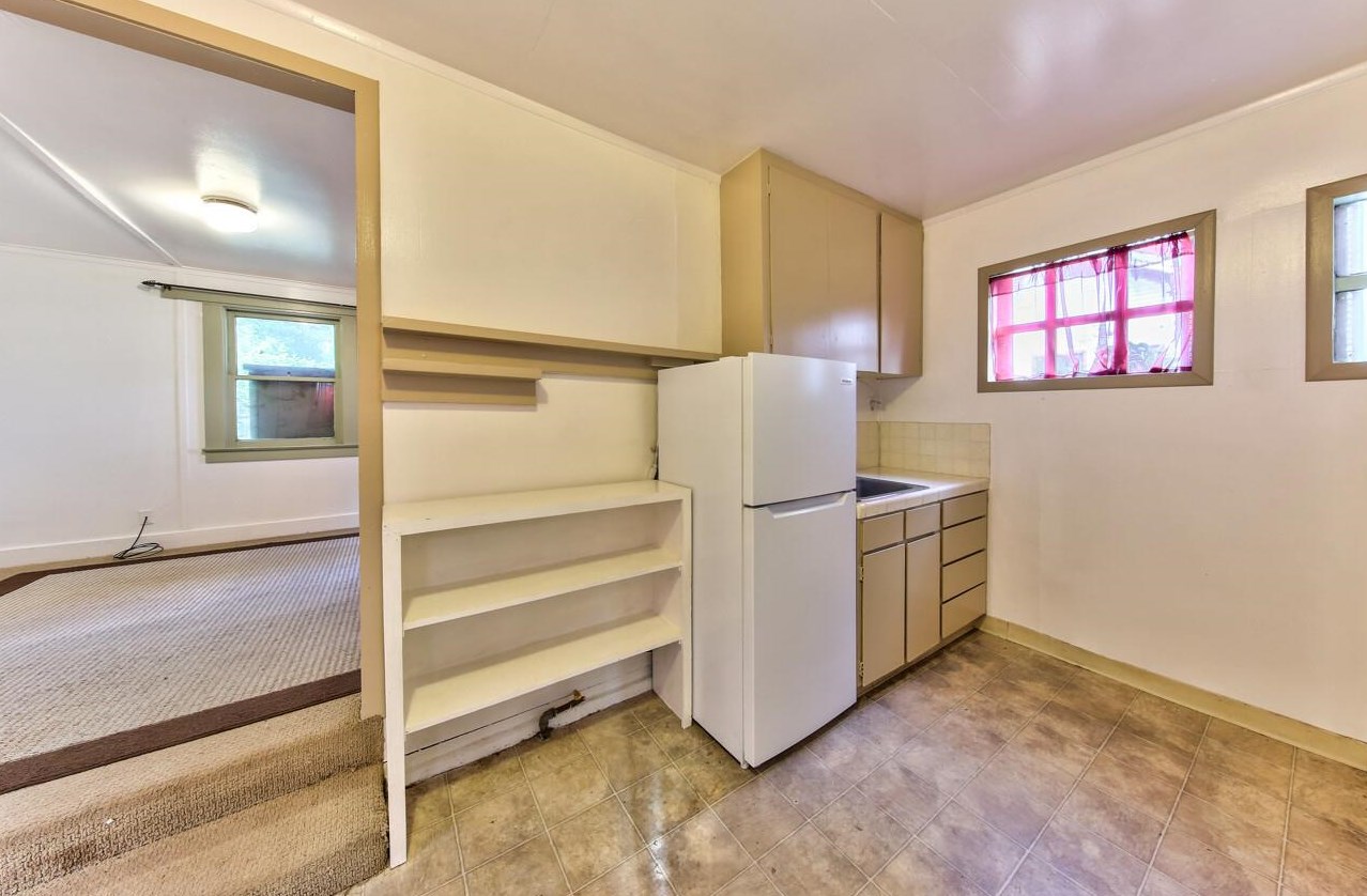 843 Lomita St, Monterey CA  93940-4461 exterior