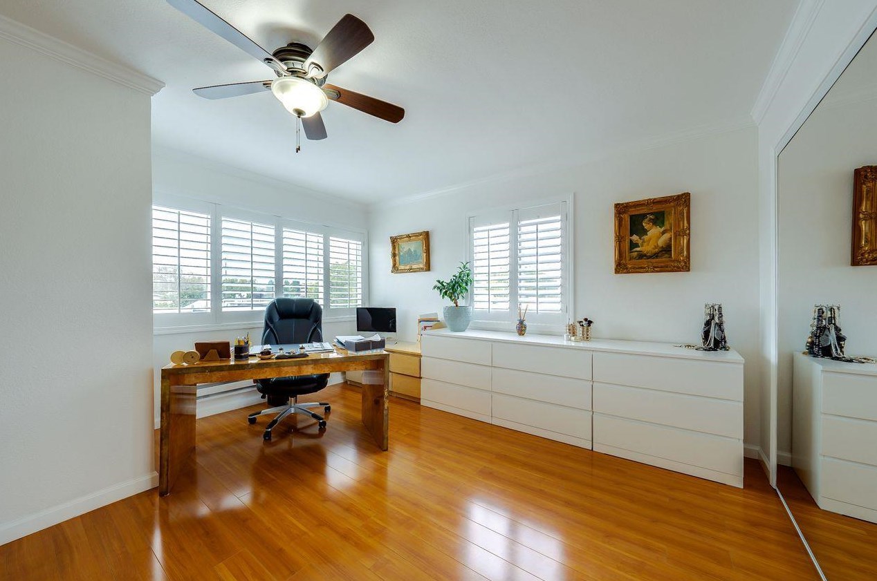 601 Fallon Ave, San Mateo CA  94401-3026 exterior