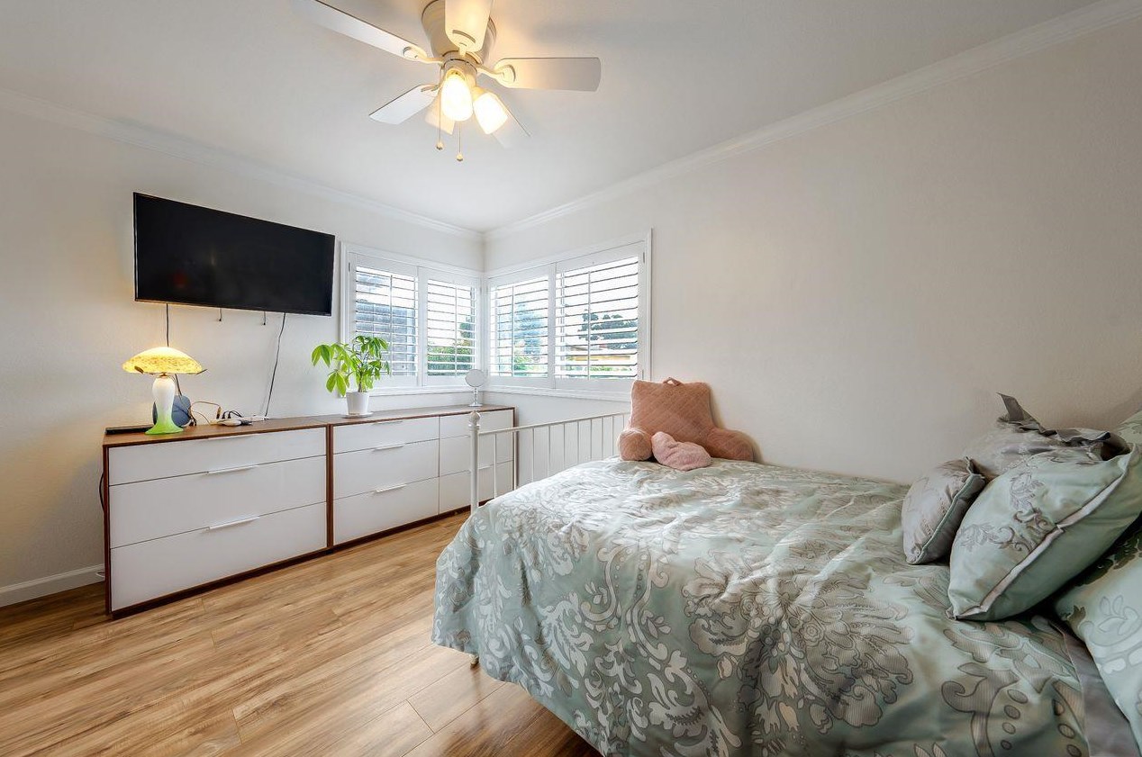 601 Fallon Ave, San Mateo CA  94401-3026 exterior