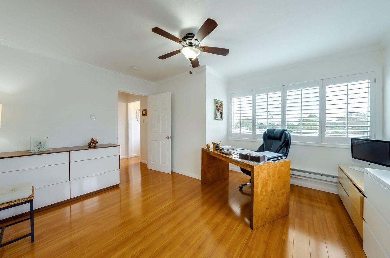 601 Fallon Ave, San Mateo CA  94401-3026 exterior
