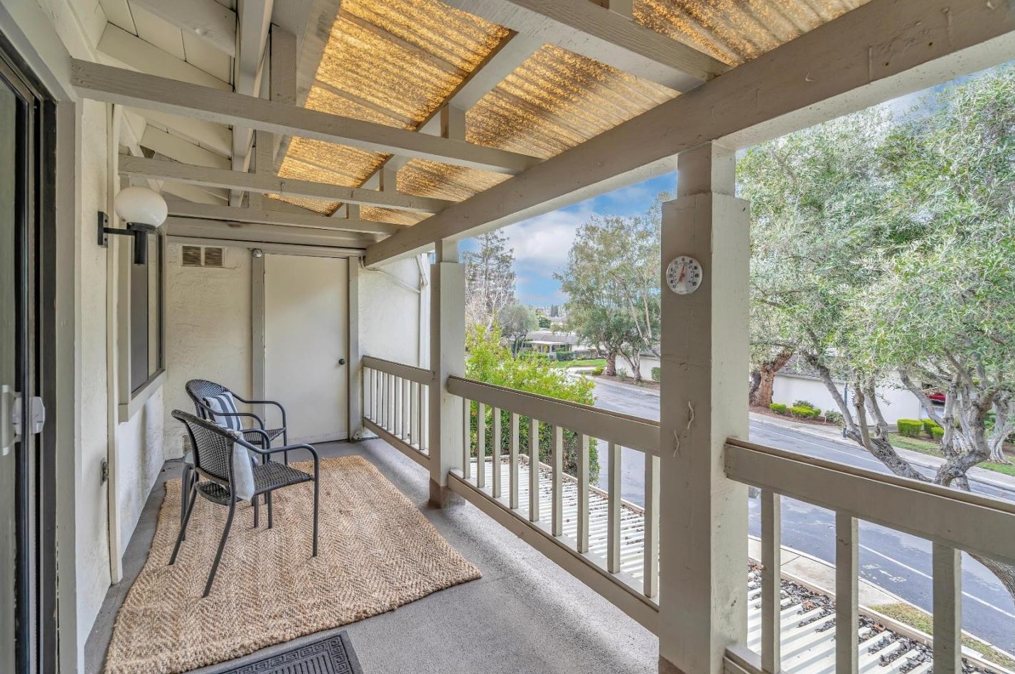 5487 Cribari Grn, San Jose CA  95135-1321 exterior