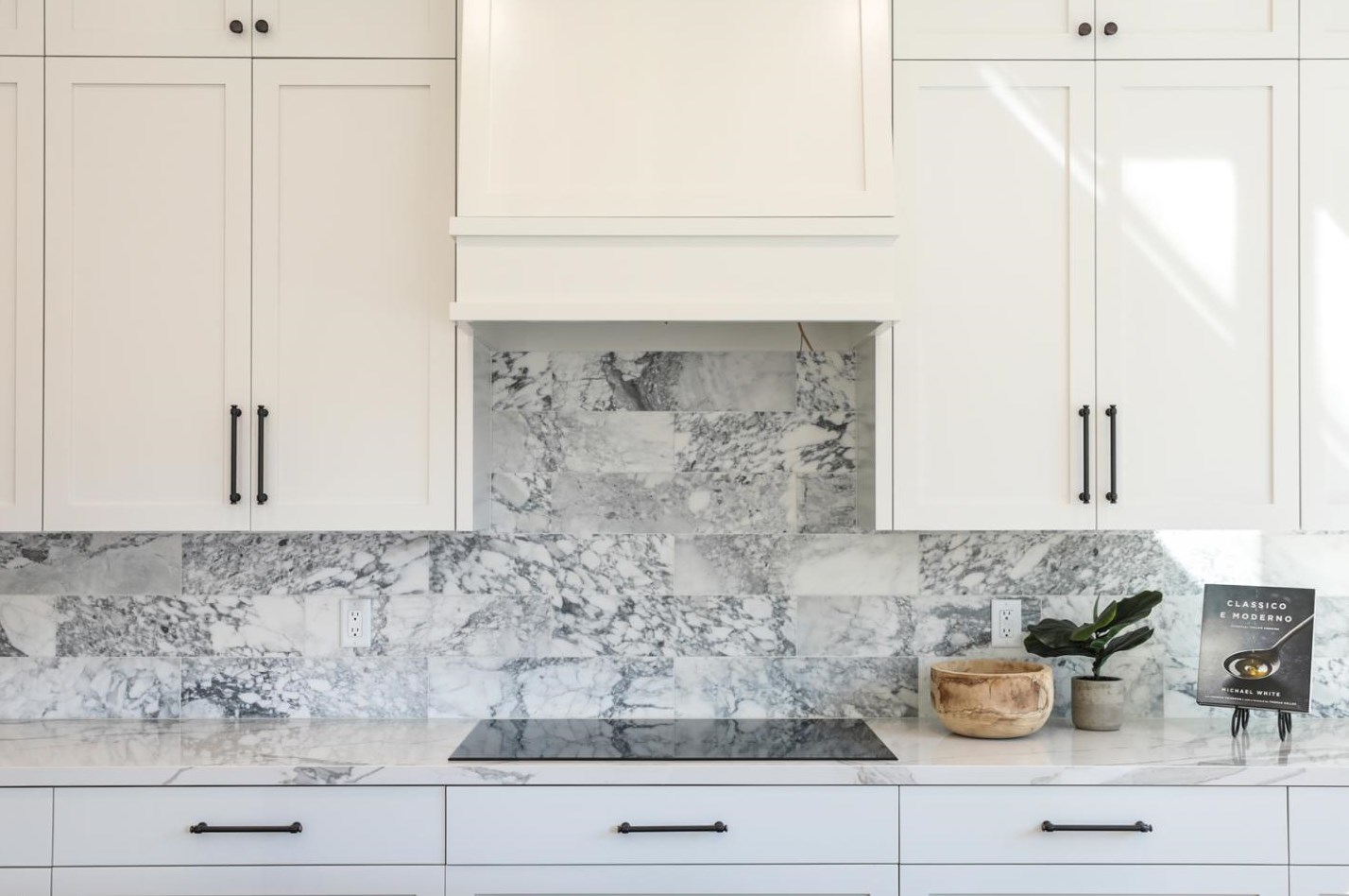 2021 Camino Al Lago, Menlo Park CA  94027-5939 exterior