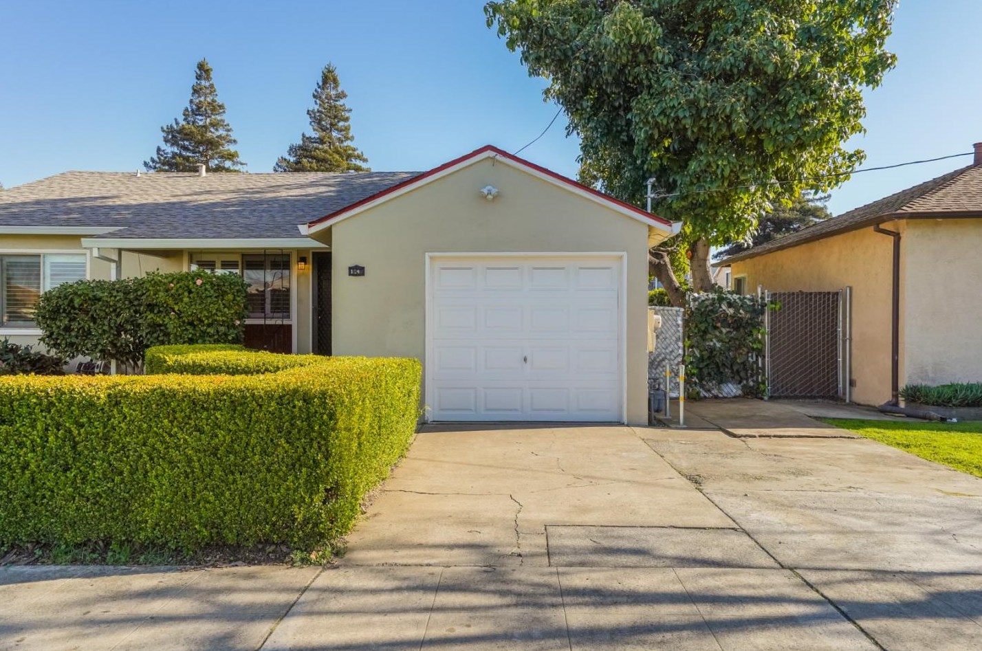 124 Fagundes St, Hayward, CA 94544