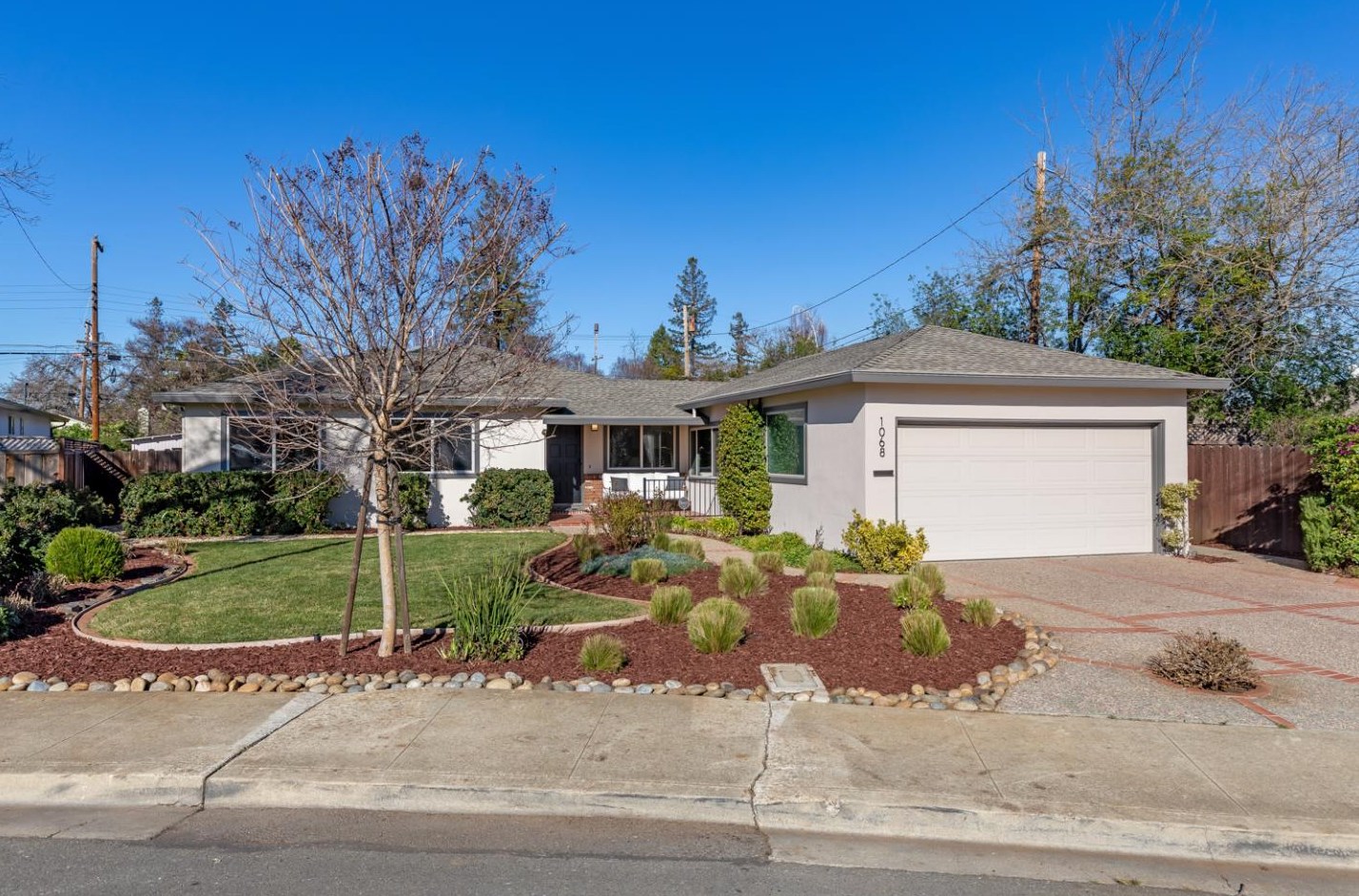 1068 Morton Ct, Mountain View, CA 94040