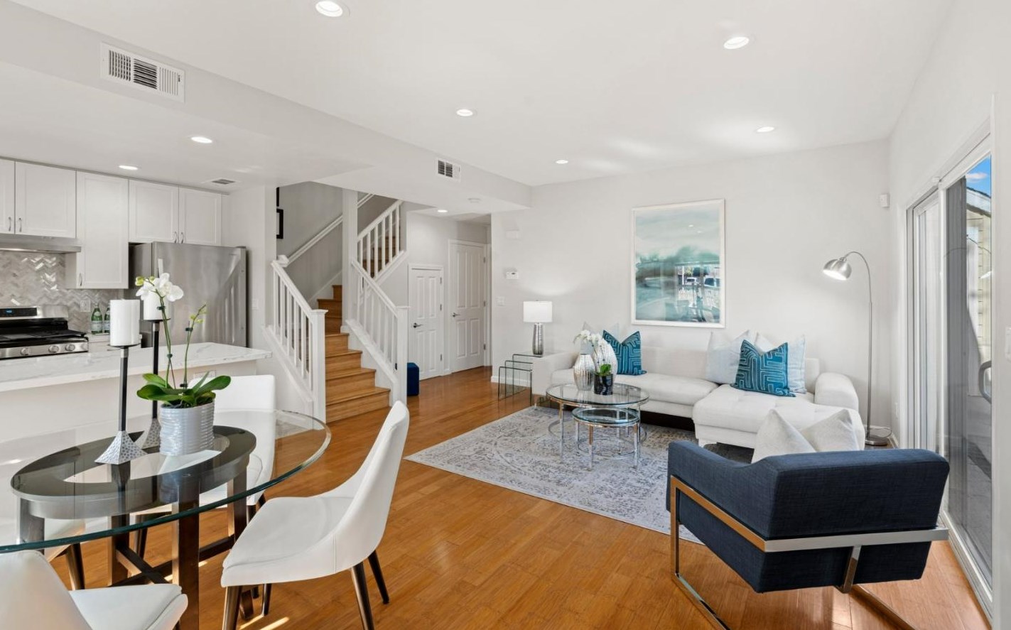 720 Cottage Ct, Mountain View, CA 94043