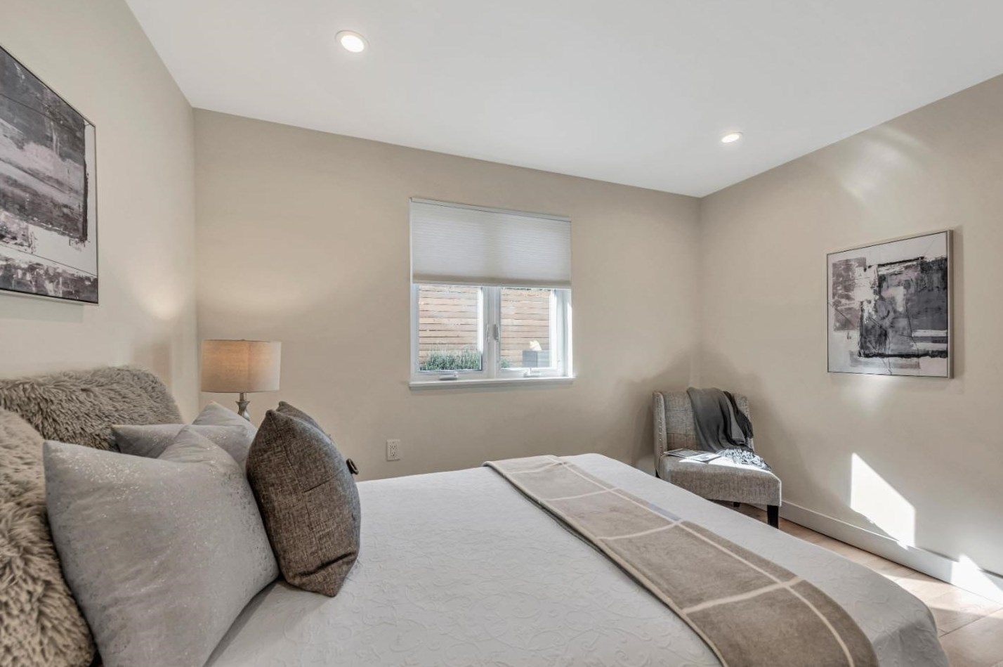 180 Princeton St, San Francisco CA  94134-1312 exterior