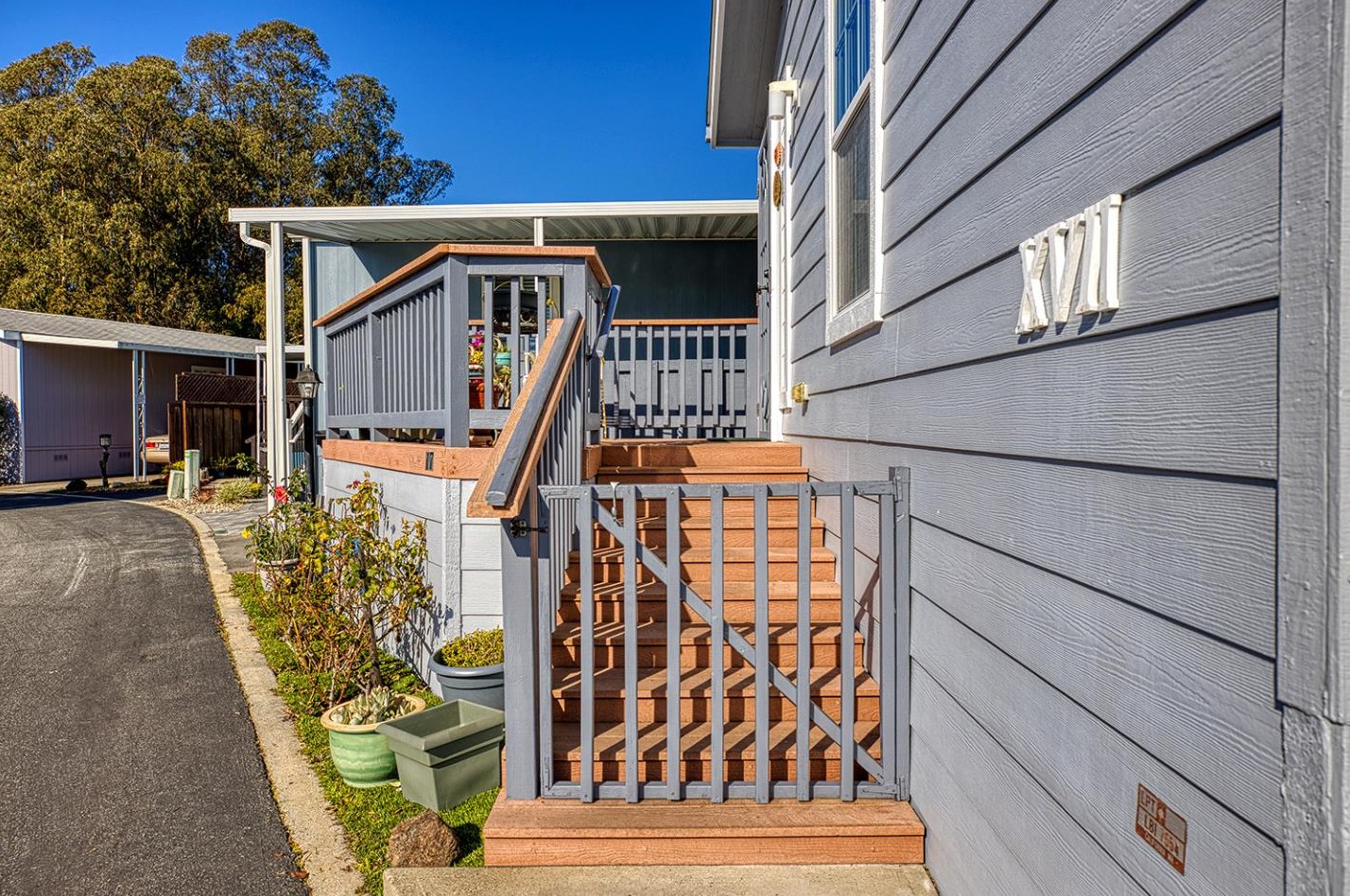 1555 Merrill St 17, Santa Cruz, CA 95062