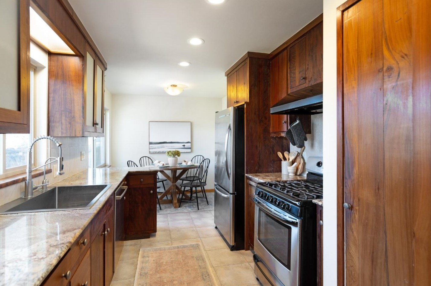 1168 Harrison St, Monterey CA  93940-2120 exterior