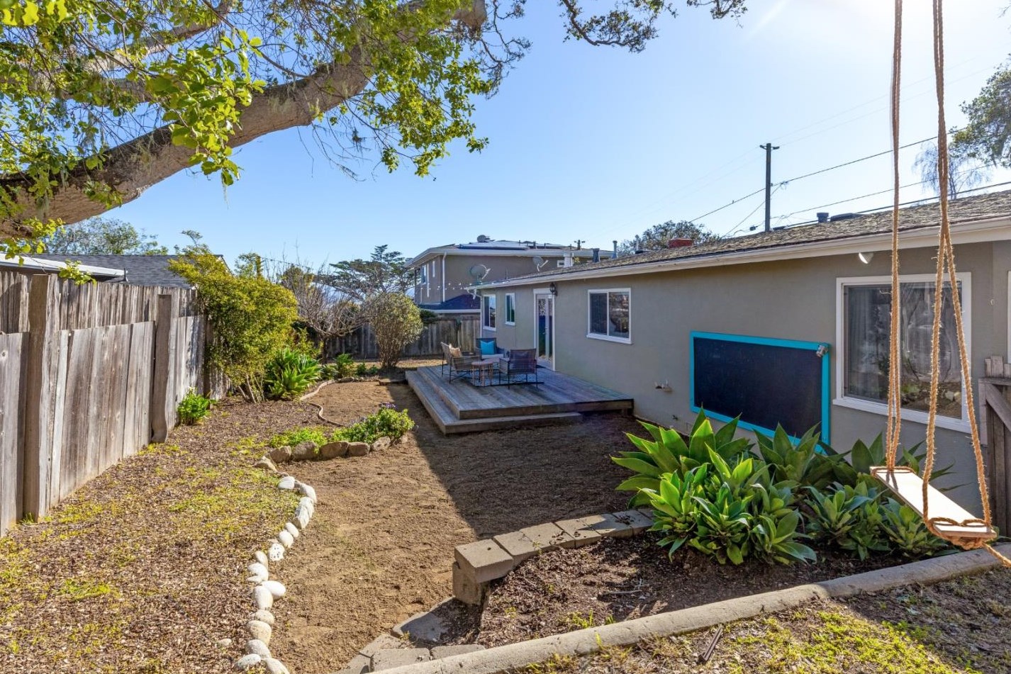 1168 Harrison St, Monterey CA  93940-2120 exterior