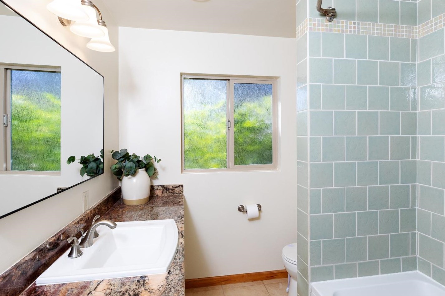 1168 Harrison St, Monterey CA  93940-2120 exterior