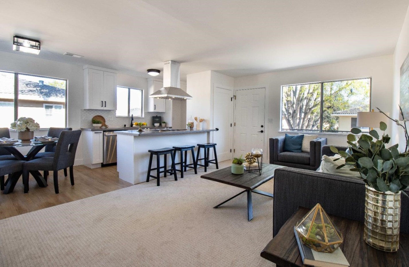 5718 Allen Ave 4, San Jose, CA 95123