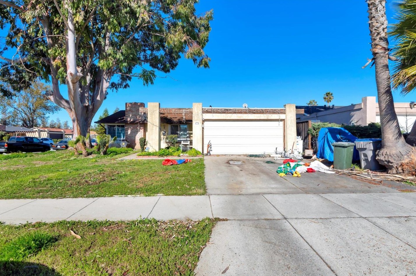 2003 Autumntree Ct, San Jose, CA 95131-1901