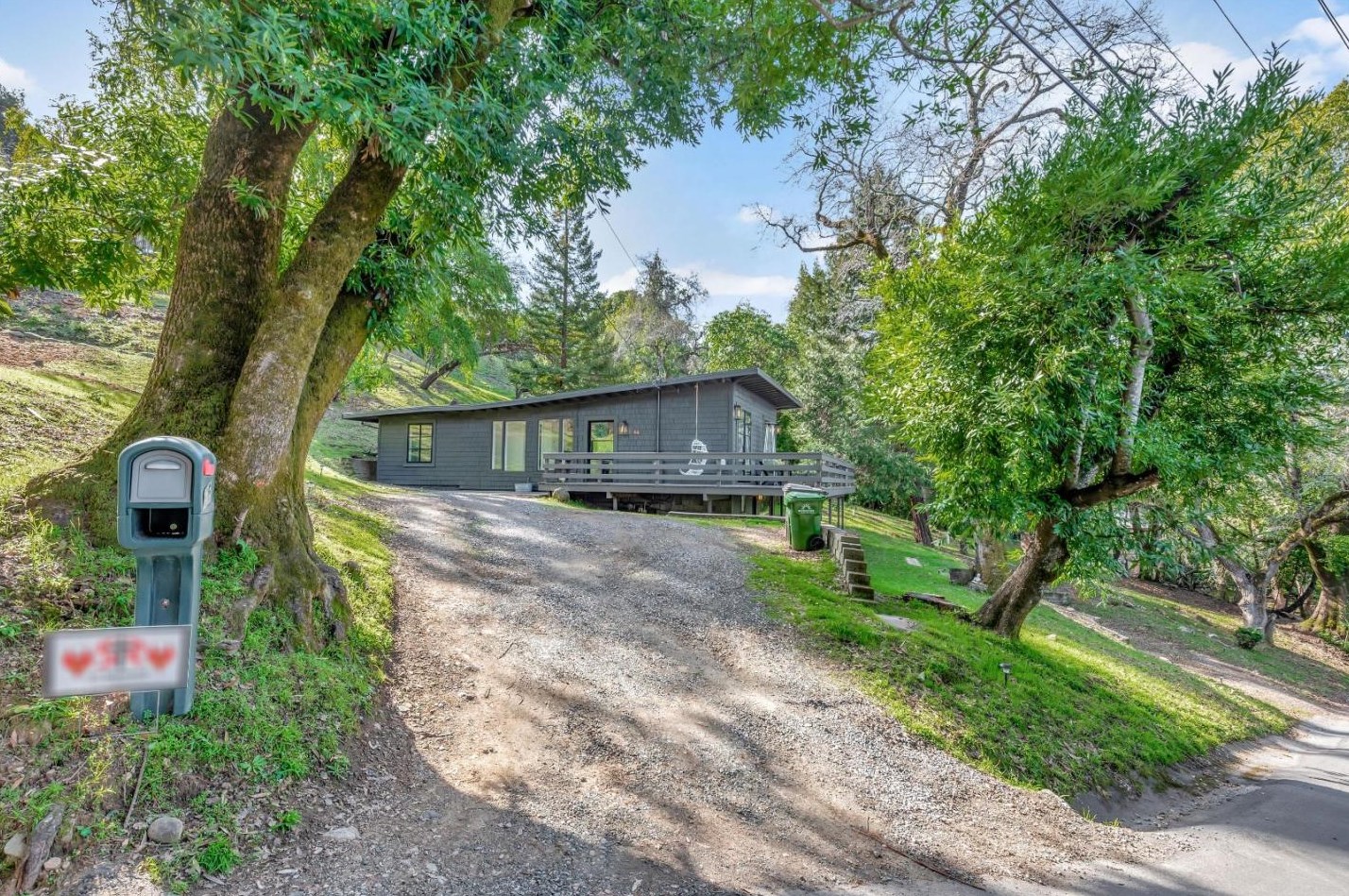 66 Old Spanish Trail, Menlo Park, CA 94028
