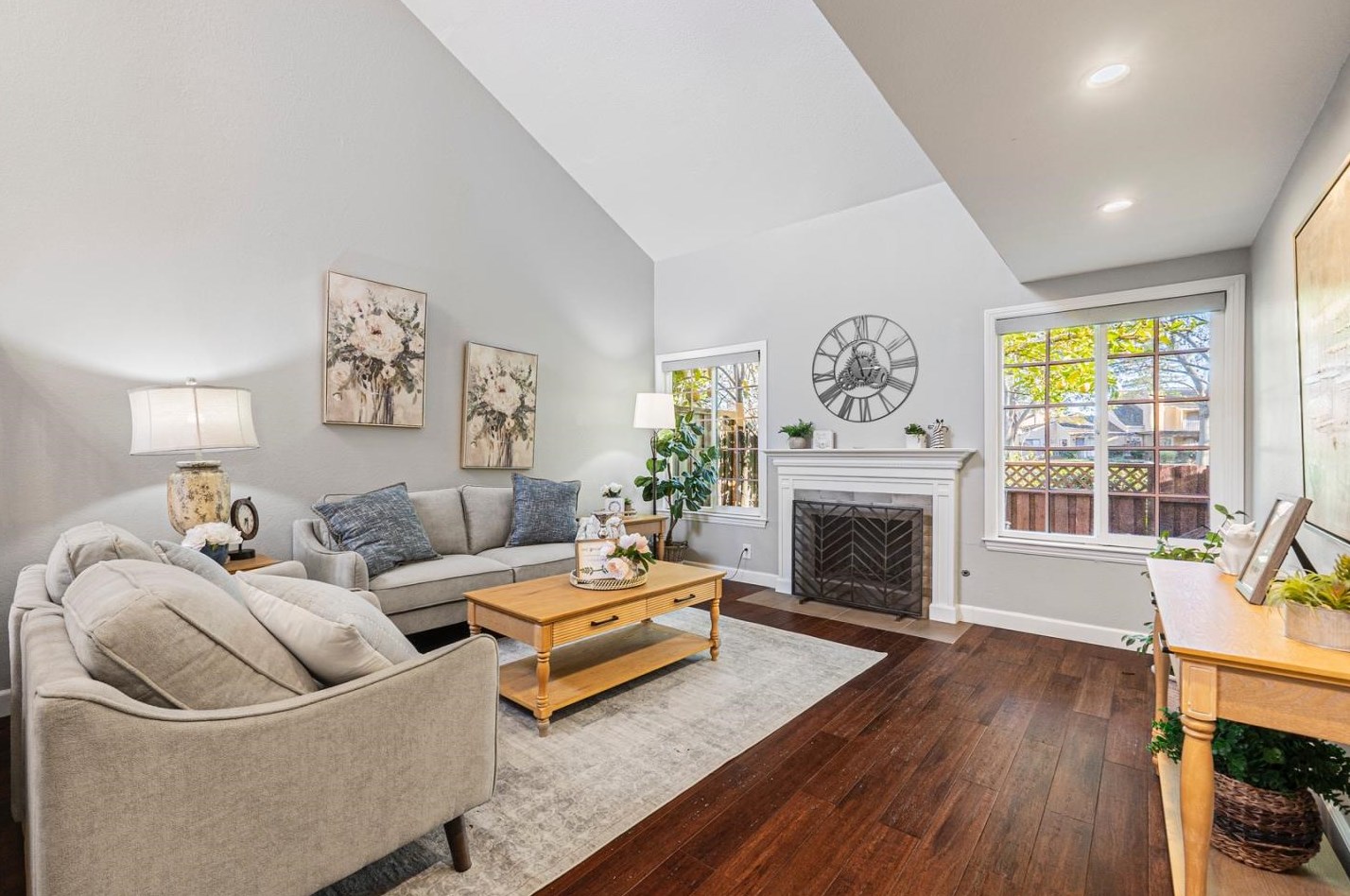 6587 Boston Post Ct, San Jose, CA 95120-3004