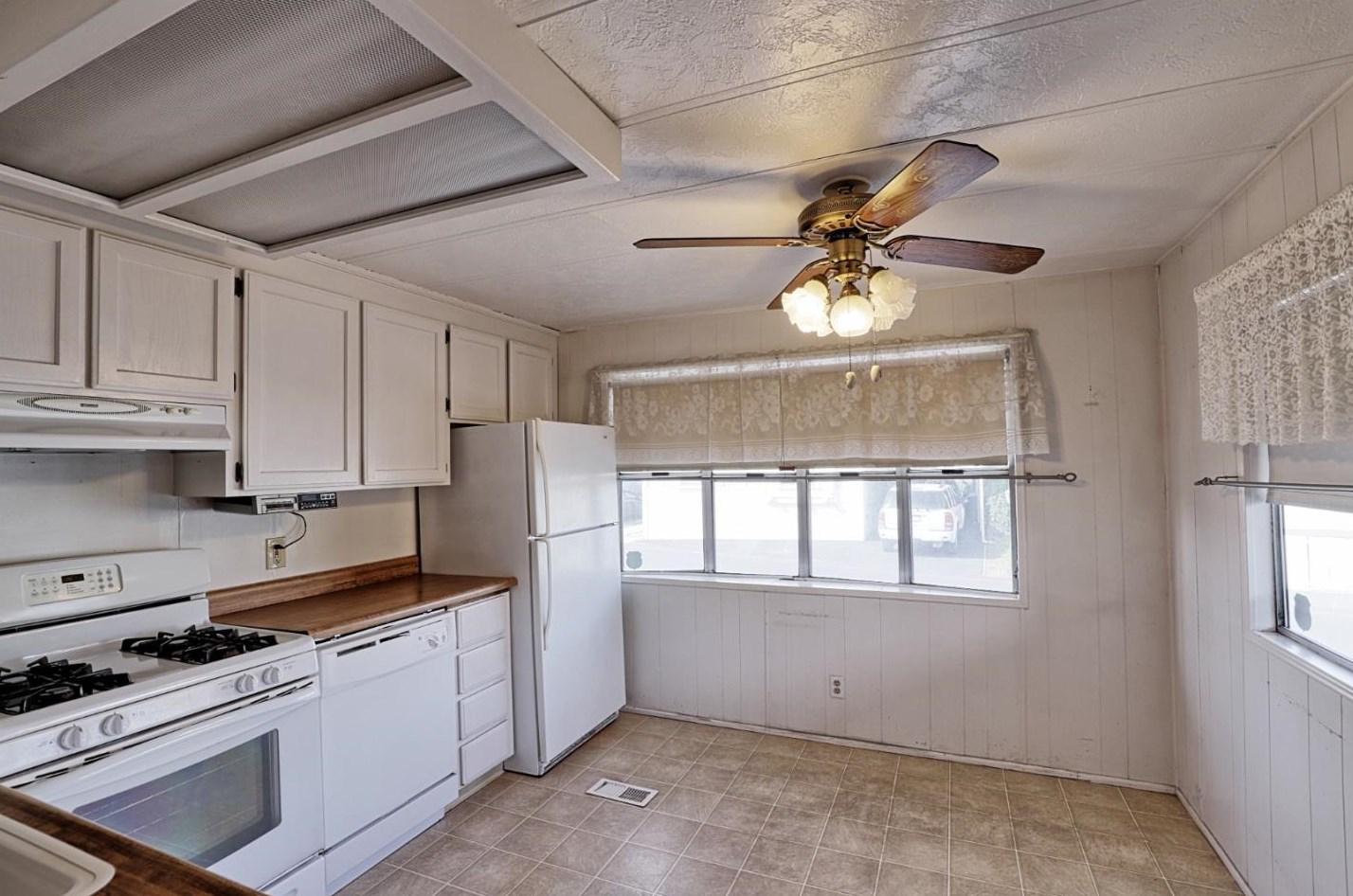 8282 Murray Ave 35, Gilroy, CA 95020