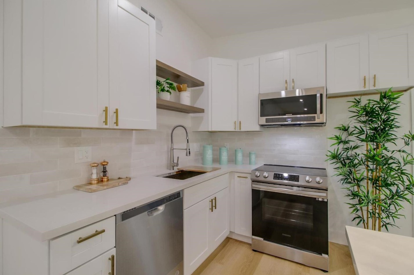 514 Mayellen Ave, San Jose CA  95126-3313 exterior