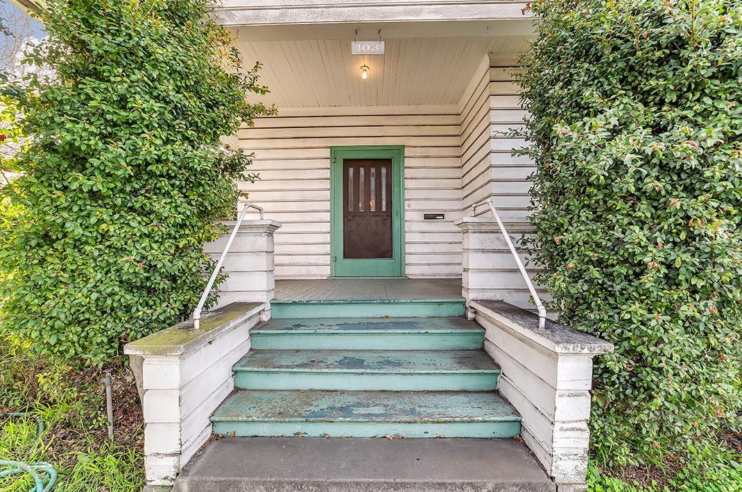 103 Delaware St, San Mateo, CA 94401-1925