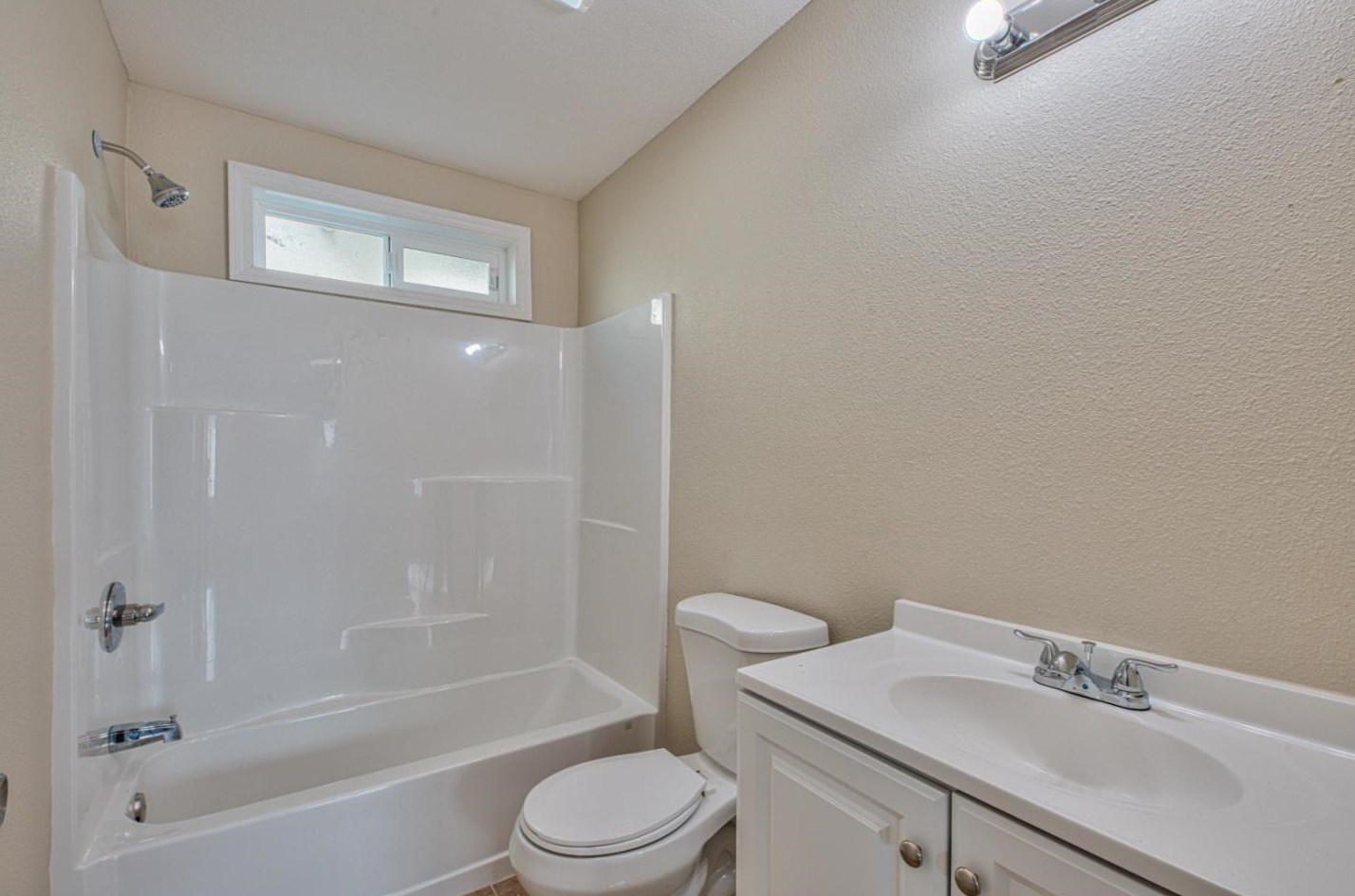 1126 Pacific Ave, Salinas CA  93905-1114 exterior