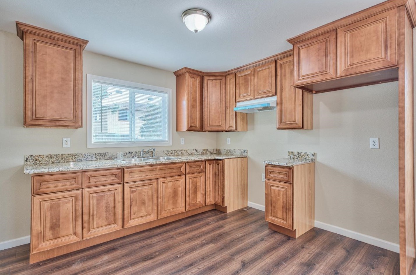 1126 Pacific Ave, Salinas CA  93905-1114 exterior