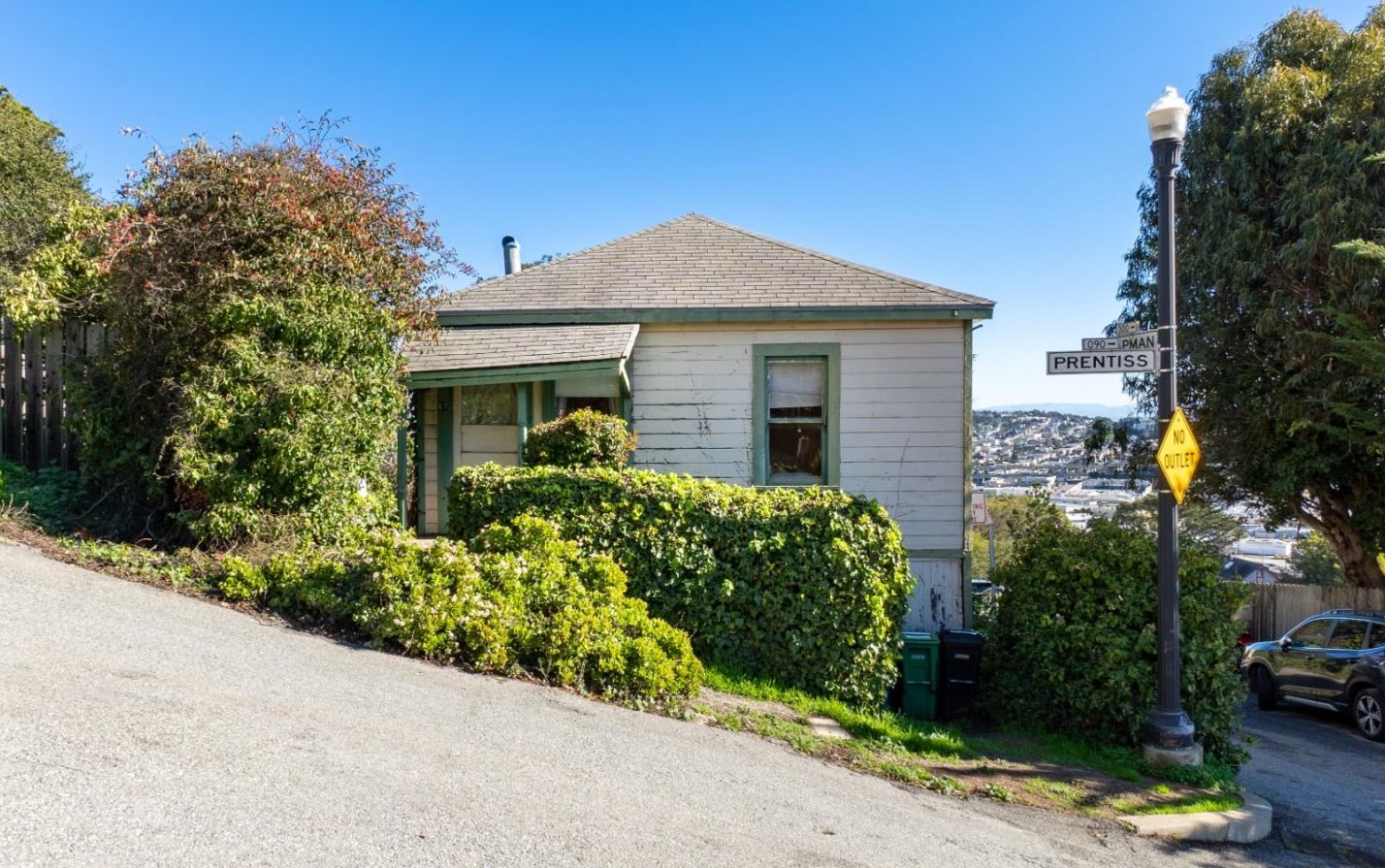 67 Prentiss St, San Francisco, CA 94110-5727