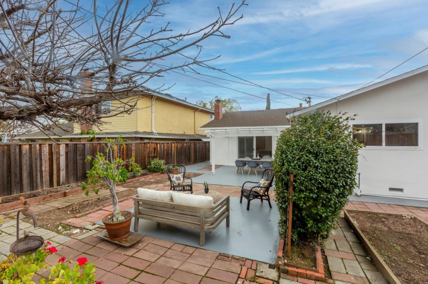 7911 Festival Ct, Cupertino CA  95014-4115 exterior