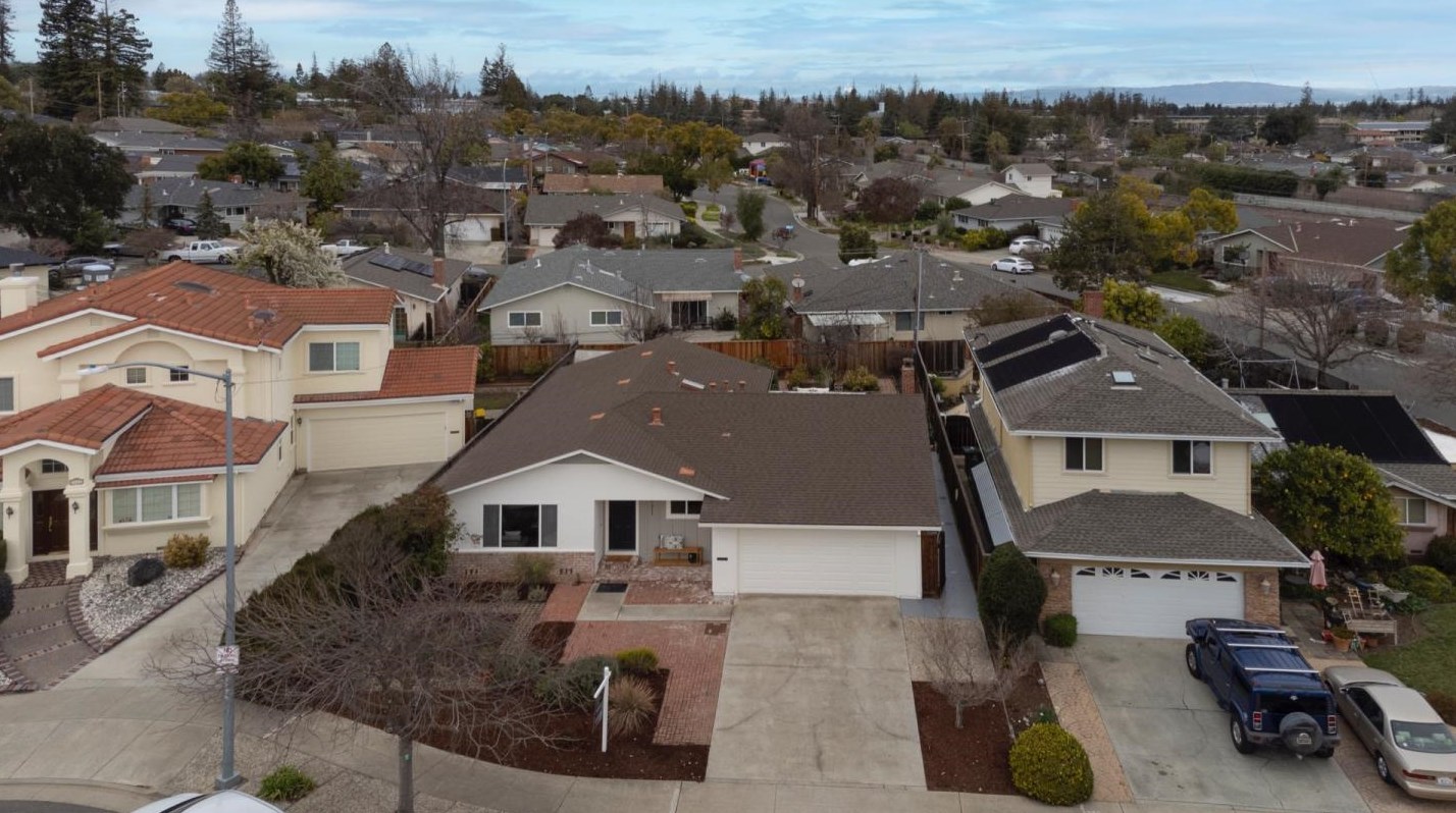 7911 Festival Ct, Cupertino CA  95014-4115 exterior