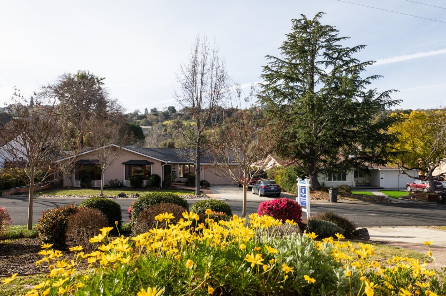119 Belhaven Dr, Los Gatos, CA 95032-5108