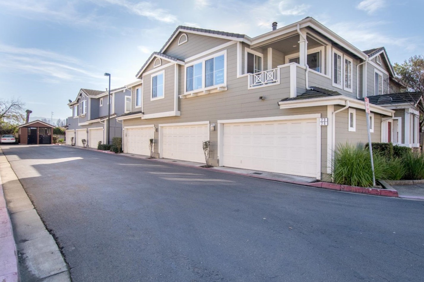 24 Crystal Ct, Milpitas, CA 95035