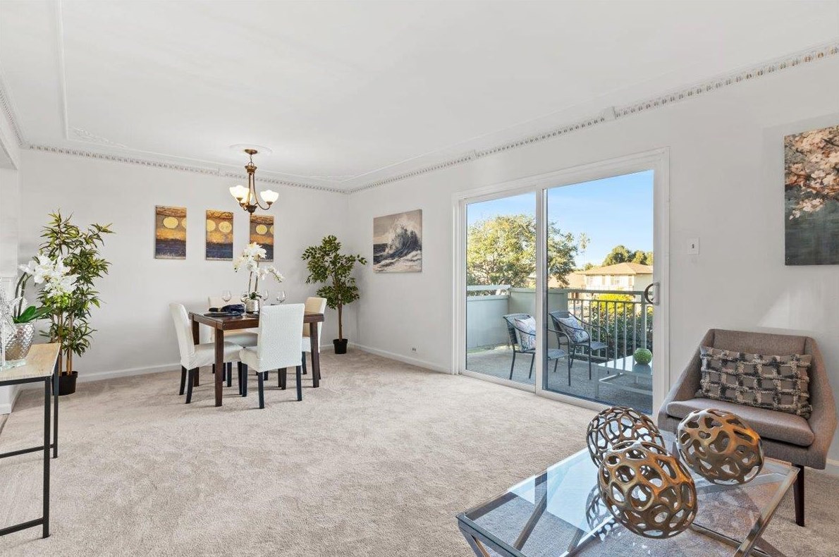 8208 Admiralty Ln, San Mateo, CA 94404-1757