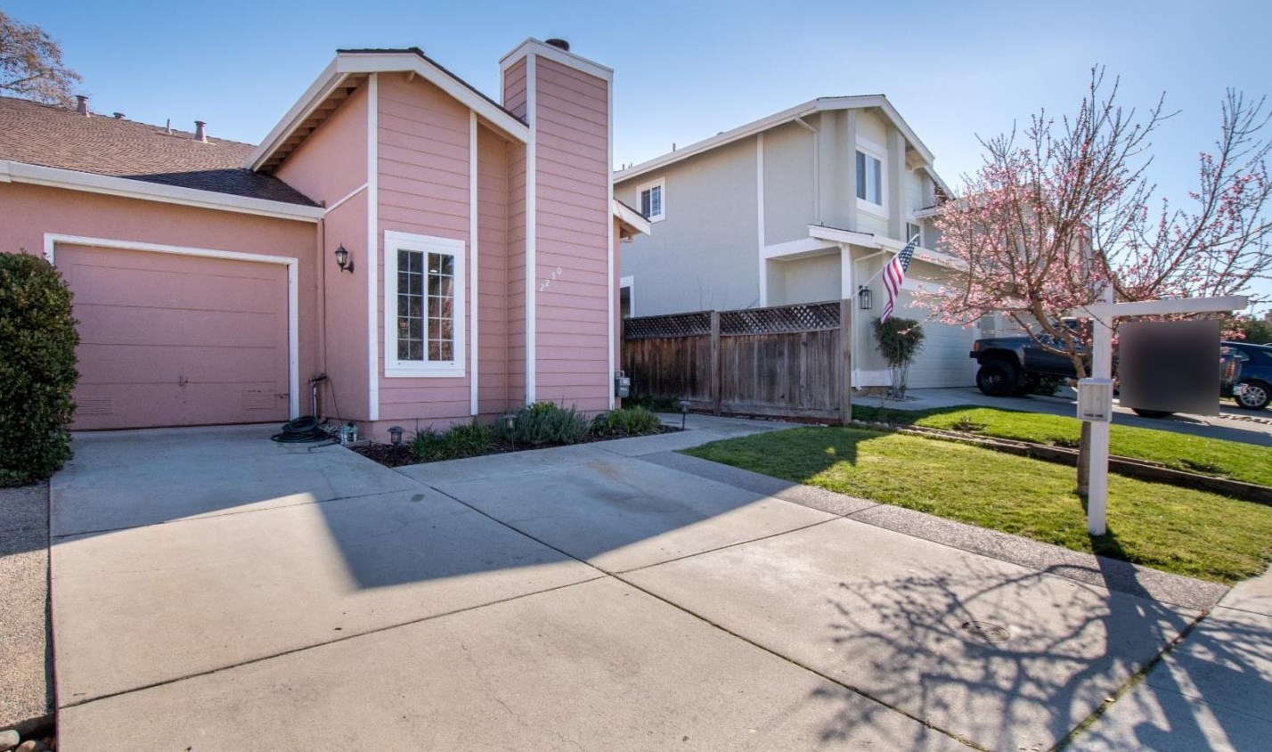 2250 Lusardi Dr, San Jose, CA 95148-3668