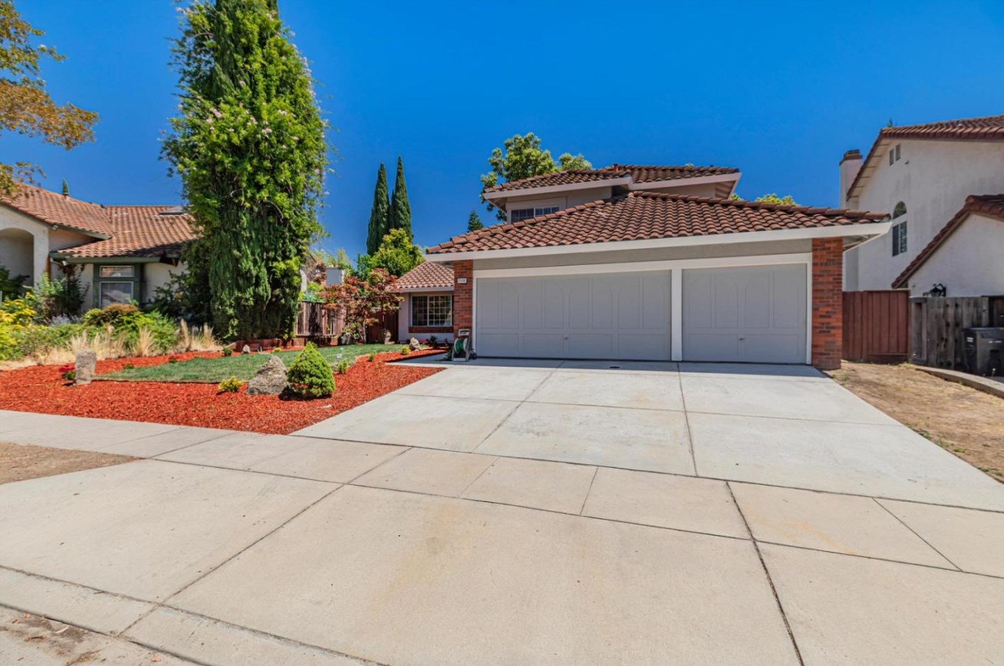2116 Blueridge Dr, Milpitas, CA 95035