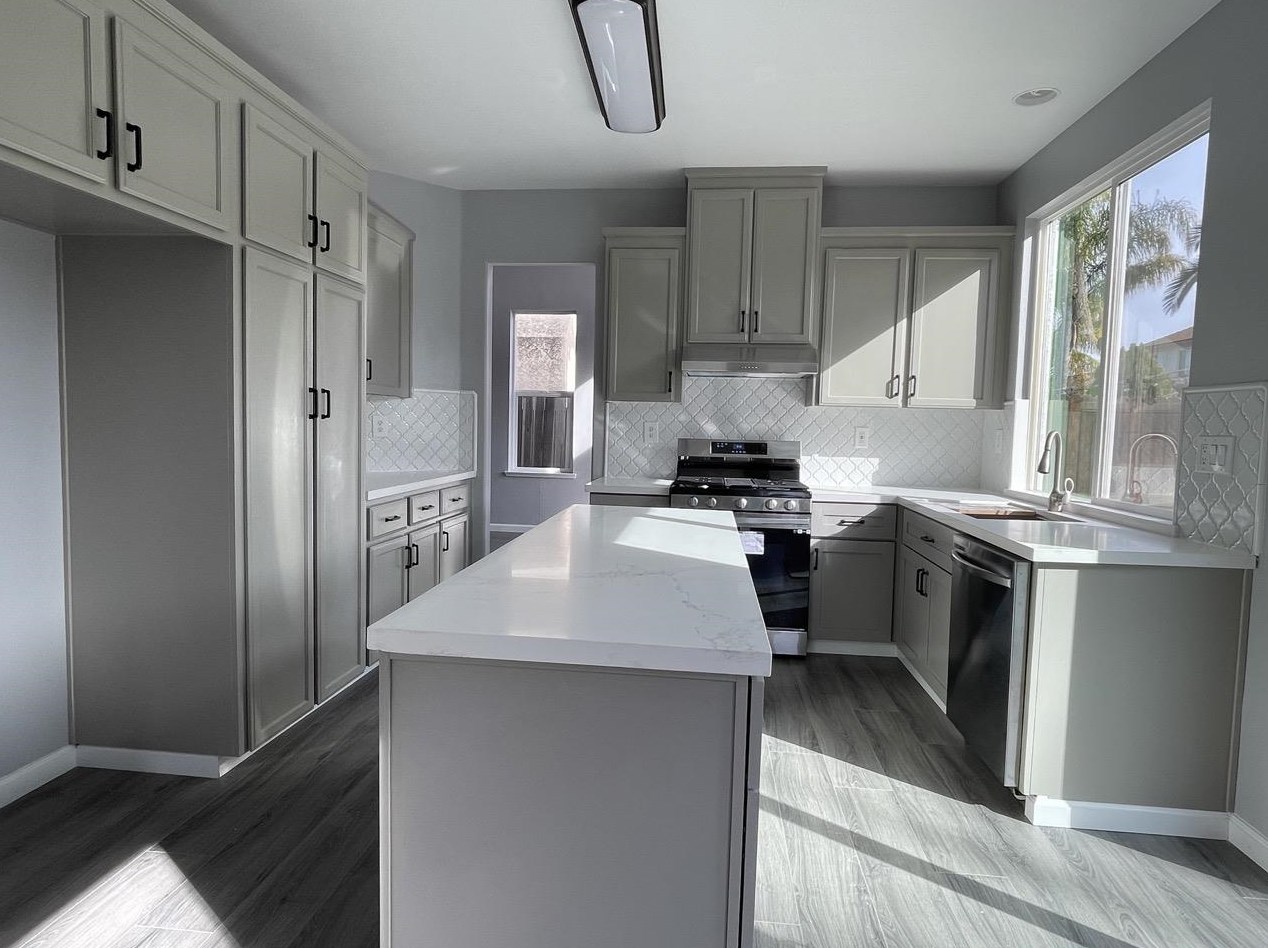 1414 Solana Dr, Los Angeles, CA 94513-1880