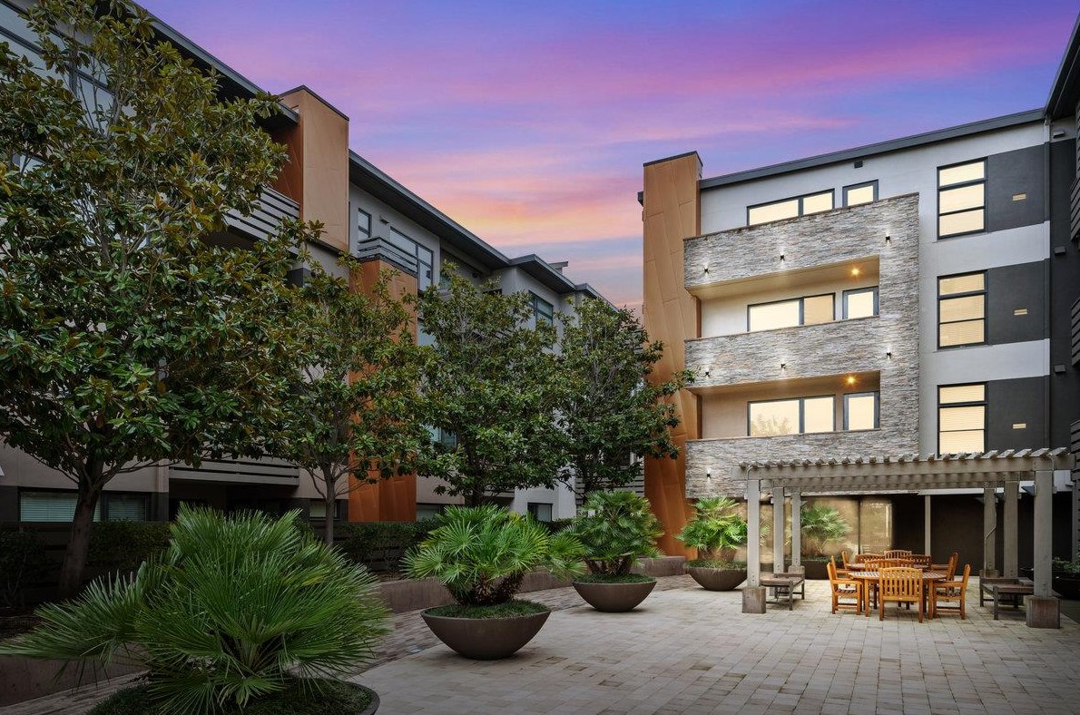 1838 Ogden Dr 314, Burlingame, CA 94010