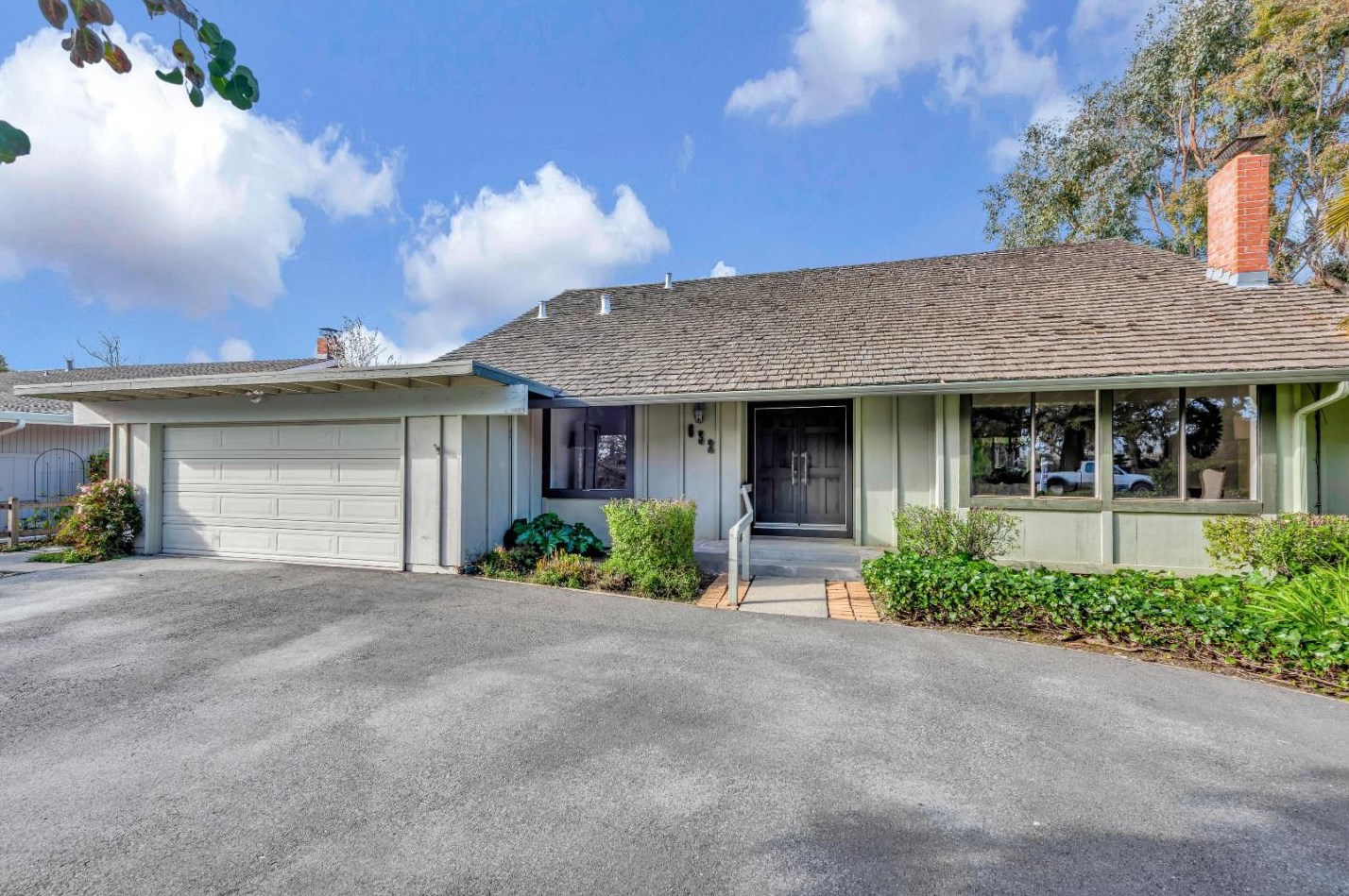 632 Ruisseau Francais Ave, Princeton by the Sea, CA 94019