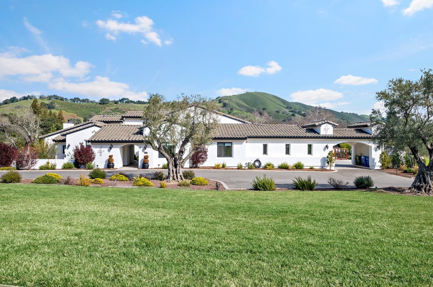 12260 Heritage Wy, Gilroy, CA 95020