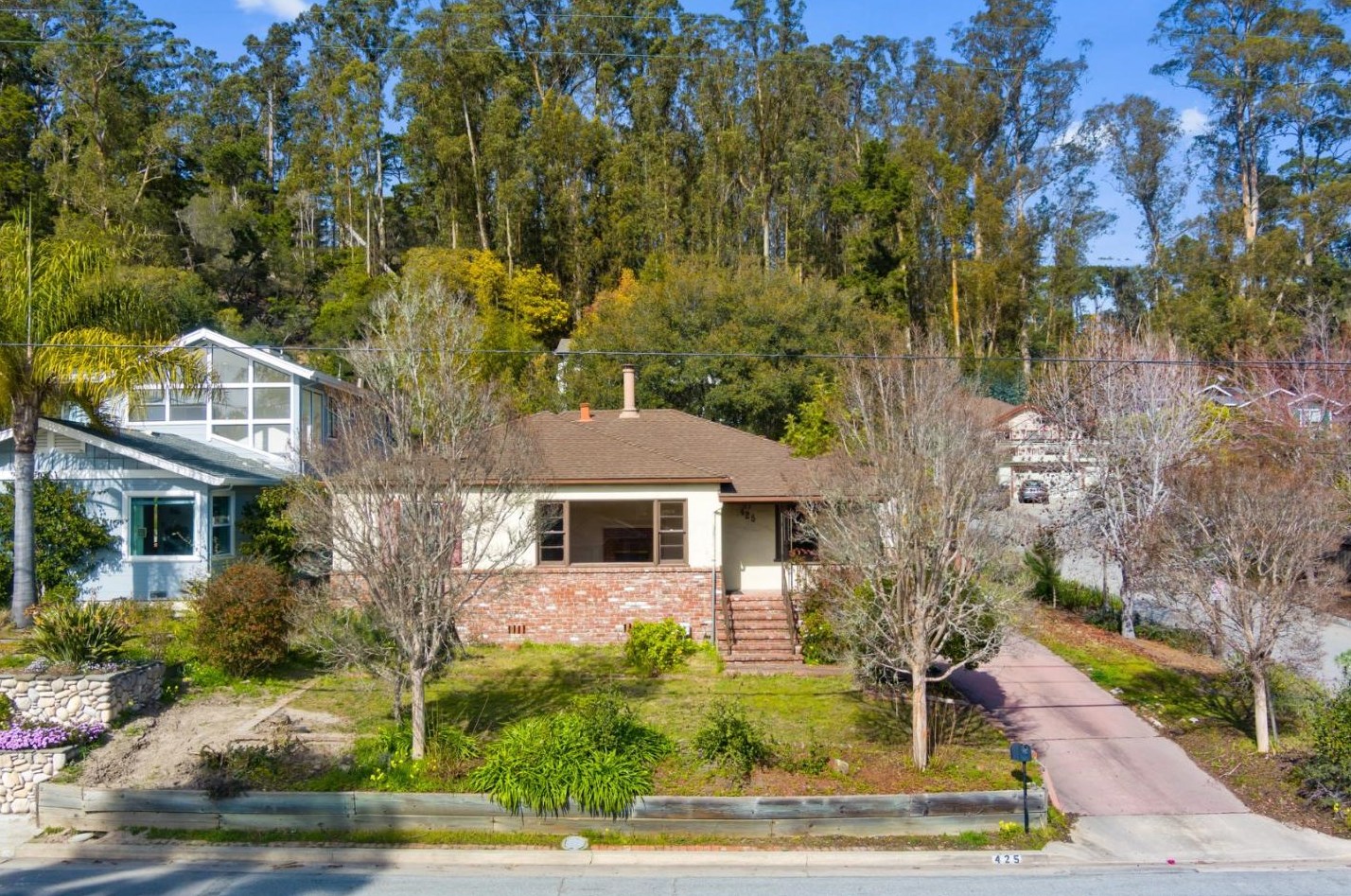 425 Prospect Hts, Santa Cruz, CA 95065-1332