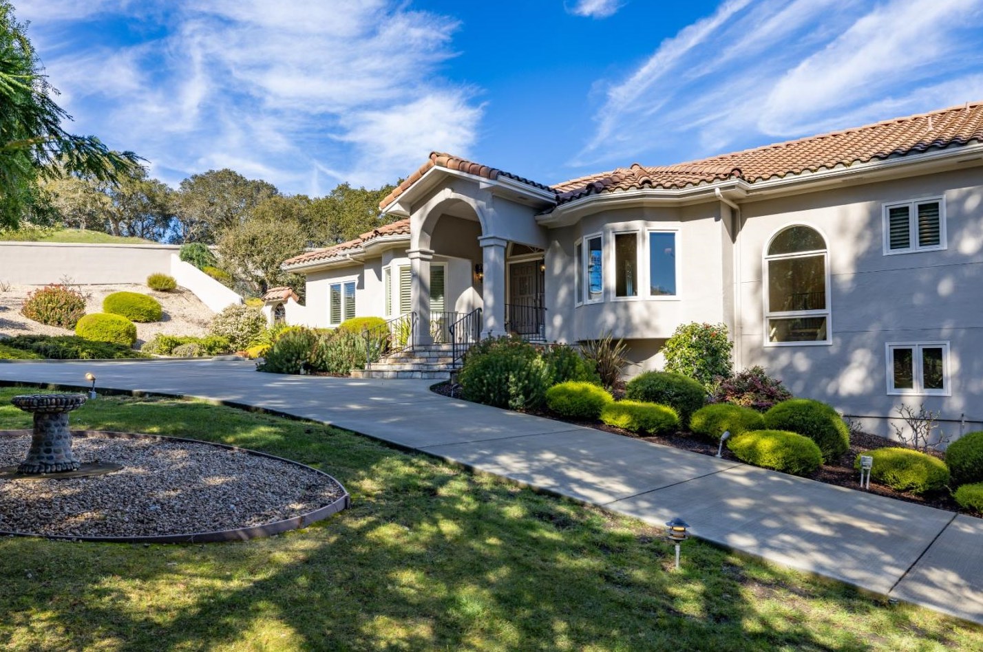 25800 Paseo Real, Monterey, CA 93940-6644