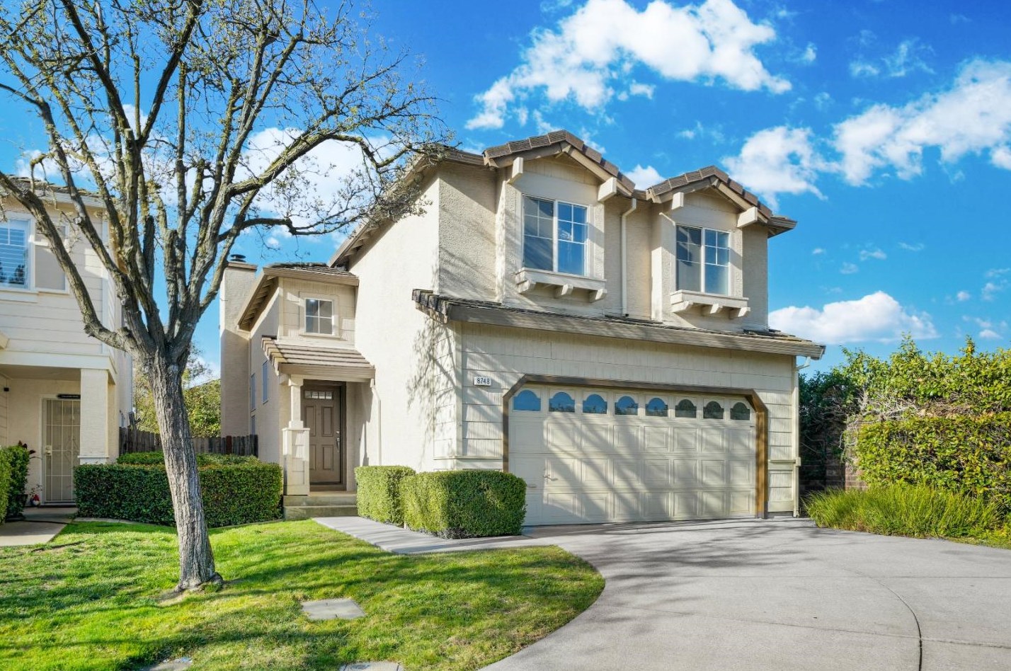 8748 White Cedar Ln, Elk Grove, CA 95758