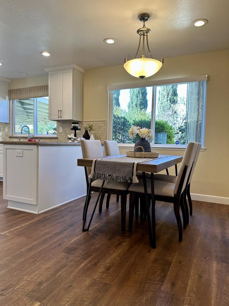 2073 La Orinda Pl, Concord CA  94518-3019 exterior