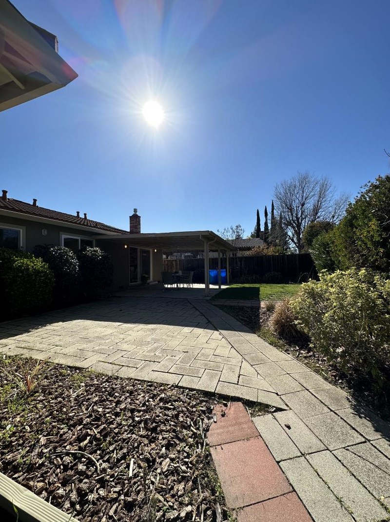 2073 La Orinda Pl, Concord CA  94518-3019 exterior